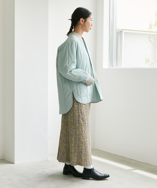 cardo fabrica（カルドファブリカ）の「●レーヨンデシン小花プリント  後ろギャザースカート（スカート・レディース・ブラック/マスタード・FREE）」の4枚目の写真