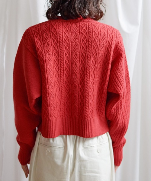 Lene（レネ）の「スパニッシュメリノ/アラン編み シュートカーディガン（カーディガン/ボレロ・レディース・レッド/アイボリー/ブラック・FREE）」の14枚目の写真