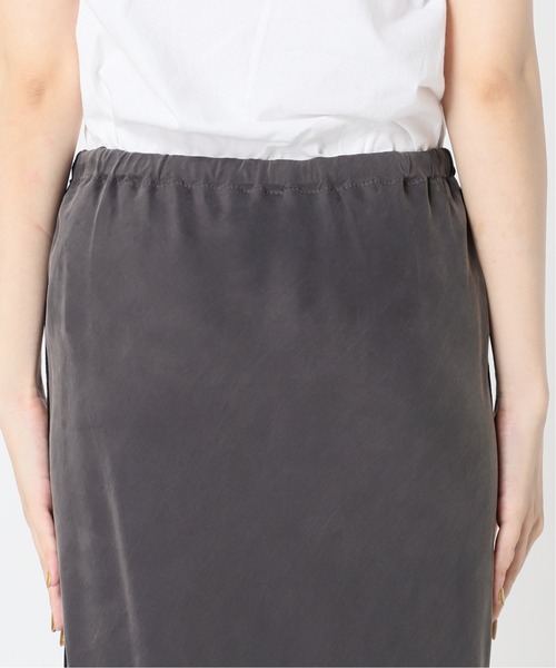 plage(プラージュ)の「キュプラ サテン スカート◆(スカート・レディース・グレー/ホワイト/ネイビー・38/36)」の6枚目の写真