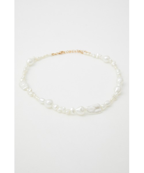 SLY（スライ）の「FAUX PEARL NECKLACE/パールネックレス（ネックレス・レディース・ホワイト・FREE）」の4枚目の写真