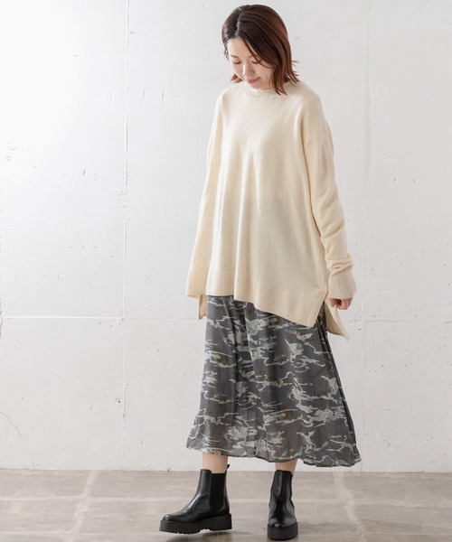 URBAN RESEARCH Sonny Label（アーバンリサーチサニーレーベル）の「『WEB限定』RICH SOFT WOOLワイドルーズプルオーバー（ニット/セーター・レディース・ピンク系その他/ベージュ系その他/ブラック・FREE）」の11枚目の写真