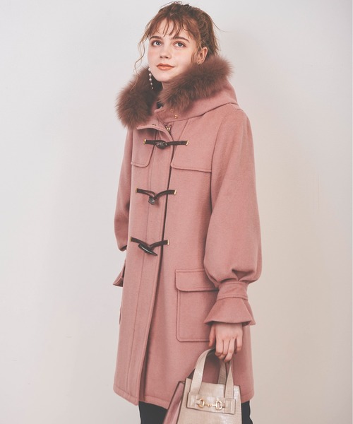 31 Sons de mode(トランテアン ソン ドゥ モード)の「ファー付きダッフルコート(ダッフルコート・レディース・オフホワイト/ラベンダー/ピンク・36/38)」の8枚目の写真