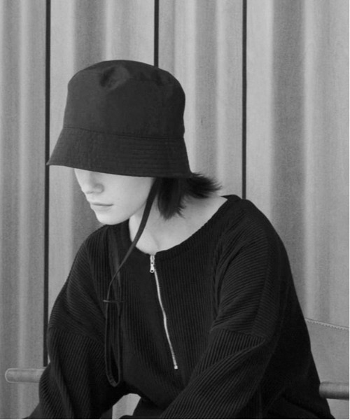 KIIT(キート)の「KIIT キート / × MASACA HAT WOOL BLEND POLYESTER TAFFETA BUCKET HAT マサカハット別注 ウールブレンドポリエステルタフタ バケットハット / KIM-A57-501(ハット・メンズ・ダークブラウン/ライトベージュ/ダークネイビー・FREE)」の4枚目の写真
