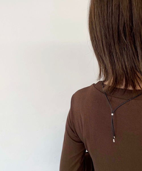 CANAL JEAN（キャナルジーン）の「Pt(ピーティー) レザー紐モチーフネックレス（ネックレス・レディース・ブラウン/ブラック・ONE SIZE）」の7枚目の写真