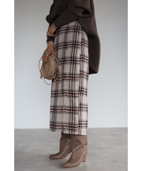 Bonjour Sagan（ボンジュールサガン）の「チェックラップスカート（スカート・レディース・ベージュ/ネイビー・FREE）」の4枚目の写真