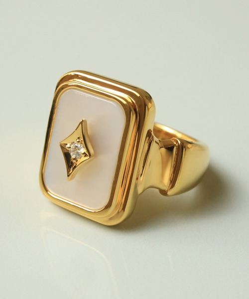 D.U.E(ディー・ユー・イー)の「D.U.E Shell Signature Ring(リング・レディース・シルバー/ゴールド・#9/#15/#13/#11/#17)」の1枚目の写真