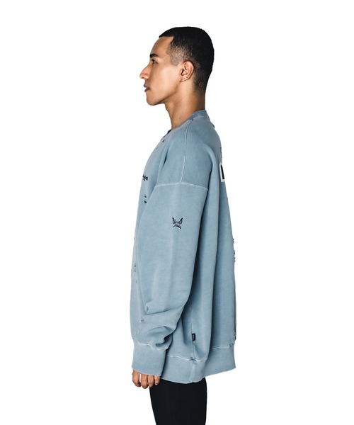 BAD BOY(バッドボーイ)の「BAD BOY×PRDX オーバーサイズ ダメージ ピグメントスウェットトレーナー(スウェット・メンズ・ブラック/グレー・M/L)」の22枚目の写真