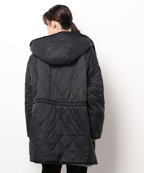 SISLEY(シスレー)の「フリース&キルティング2WAYリバーシブル中綿ジャケット(その他アウター・レディース・ブラック/カーキ・LARGE/MEDIUM/SMALL)」の5枚目の写真