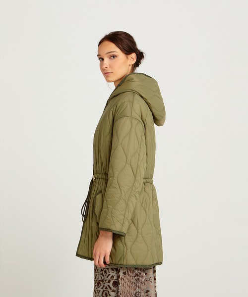 SISLEY(シスレー)の「フリース&キルティング2WAYリバーシブル中綿ジャケット(その他アウター・レディース・ブラック/カーキ・LARGE/MEDIUM/SMALL)」の7枚目の写真