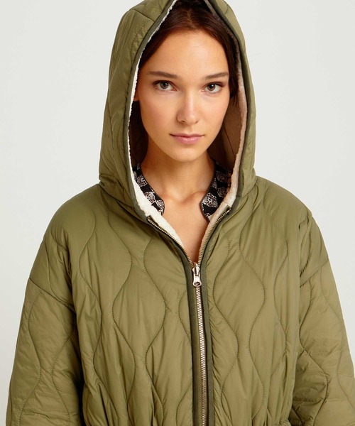 SISLEY(シスレー)の「フリース&キルティング2WAYリバーシブル中綿ジャケット(その他アウター・レディース・ブラック/カーキ・LARGE/MEDIUM/SMALL)」の11枚目の写真