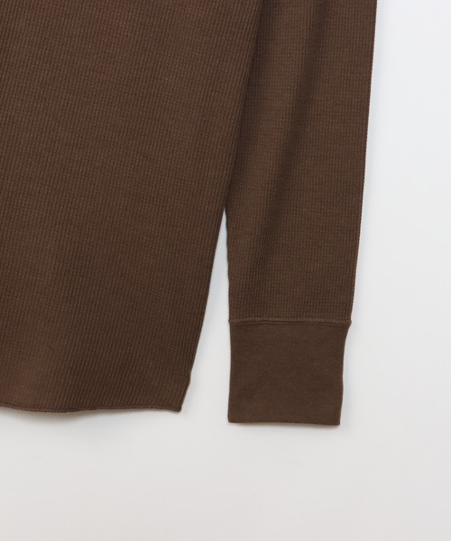 HANES(ヘインズ)の「【Hanes/ヘインズ】レディース HANES UNDIES サーマル クルーネックTシャツ(Tシャツ/カットソー・レディース・ベージュ/オフホワイト/ヘザーグレー/チャコール/ブラック/ダークグリーン/ブラウン・FREE)」の17枚目の写真