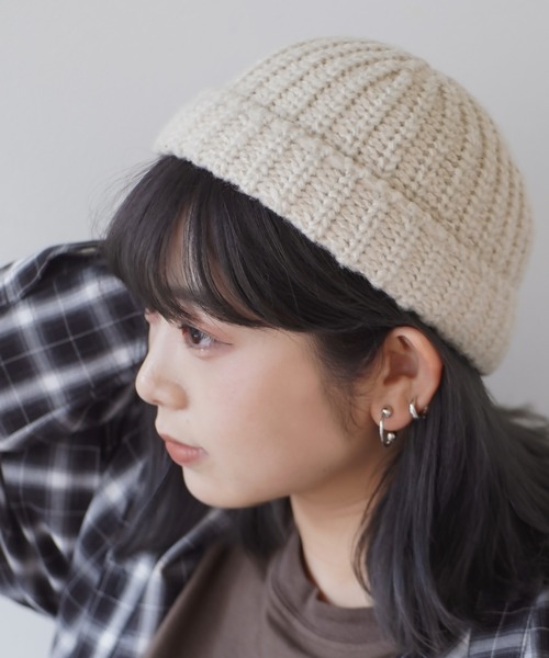 dictionary（ディクショナリー）の「【 DICTIONARY / ディクショナリー 】 ナチュラルカラー ニット ビーニー（ニットキャップ/ビーニー・メンズ・グレー/ベージュ/ブラック/ブラウン/アイボリー・FREE）」の2枚目の写真