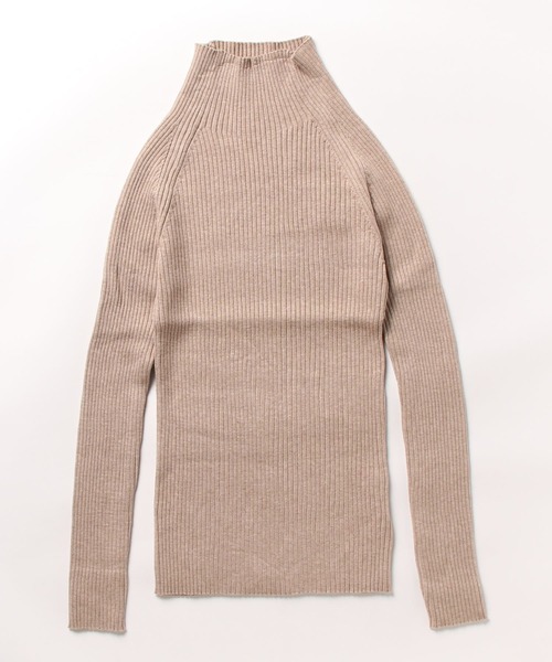 SENSE OF PLACE by URBAN RESEARCH（センスオブプレイスバイアーバンリサーチ）の「『一部WEB限定カラー』『毛玉防止』ストレッチリブハイネックセーター（ニット/セーター・レディース・レッド/オレンジ/アイボリー/ブラック/グリーン/ブルー/イエロー/ブラウン/オレンジ系その他/レッド系その他/モカ/イエロー系その他/ベージュ/グレー/チャコールグレー/ホワイト系その他/ライトベージュ/ライトブルー/ブルー系その他/レッド系その他2/レモンイエロー/ベージュ系その他/オレンジ系その他2/ホワイト系その他2/レッド系その他3/ネイビー/パープル/グリーン系その他/グレー系その他/ブラウン系その他/オレンジ系その他3/マスタード/グリーン系その他2/ボルドー/ブルー系その他2・ONE/S）」の11枚目の写真