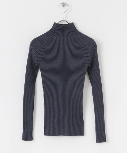 SENSE OF PLACE by URBAN RESEARCH（センスオブプレイスバイアーバンリサーチ）の「『一部WEB限定カラー』『毛玉防止』ストレッチリブハイネックセーター（ニット/セーター・レディース・レッド/オレンジ/アイボリー/ブラック/グリーン/ブルー/イエロー/ブラウン/オレンジ系その他/レッド系その他/モカ/イエロー系その他/ベージュ/グレー/チャコールグレー/ホワイト系その他/ライトベージュ/ライトブルー/ブルー系その他/レッド系その他2/レモンイエロー/ベージュ系その他/オレンジ系その他2/ホワイト系その他2/レッド系その他3/ネイビー/パープル/グリーン系その他/グレー系その他/ブラウン系その他/オレンジ系その他3/マスタード/グリーン系その他2/ボルドー/ブルー系その他2・ONE/S）」の18枚目の写真