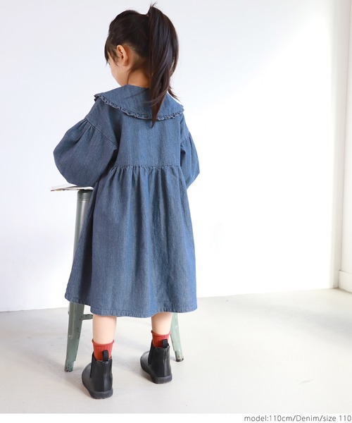 coca(coca)(コカ)の「キッズ フリル襟付きデニムワンピース(ワンピース・キッズ・ブルー系その他・100/130/120/110)」の3枚目の写真