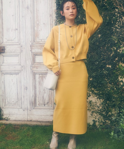 vis-`a-vis（ビサビ）の「【WEB限定】【高橋愛コラボ】スポンジニットクルーネックカーディガン【セットアップ対応】（カーディガン/ボレロ・レディース・ダークブラウン/キナリ/ピンク/ブラック/イエロー・FREE）」の8枚目の写真