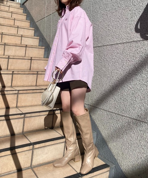 one after another NICE CLAUP（ワンアフターアナザーナイスクラップ）の「ワンポイント刺繍のビッグシルエットシャツ（シャツ/ブラウス・レディース・オフホワイト/ブラック/サックスブルー/ブルー系その他/ピンク系その他・FREE）」の13枚目の写真