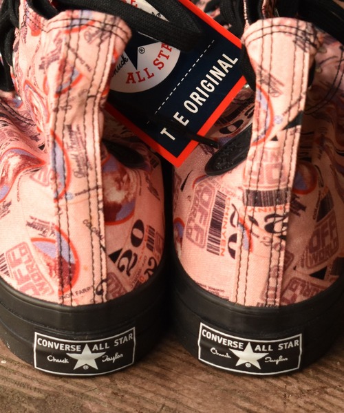VINTAGE(ヴィンテージ)の「【ヴィンテージ古着】CONVERSE/コンバース NEXAS7 総柄 スニーカー チャックテイラー(スニーカー・メンズ・ピンク・27.5)」の2枚目の写真