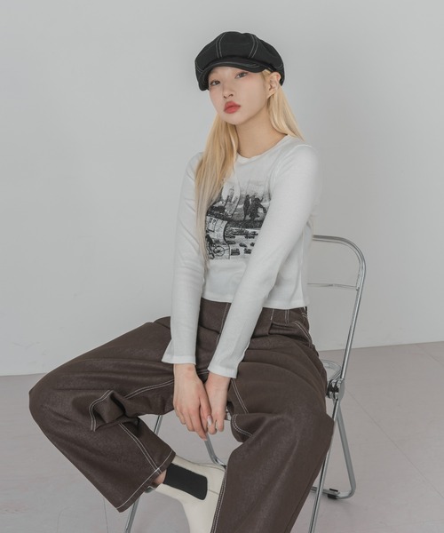 FOLLOWIN(フォロウィン)の「フロントポイントプリントロングTシャツカットソー(Tシャツ/カットソー・レディース・アイボリー/ブラック・FREE)」の12枚目の写真