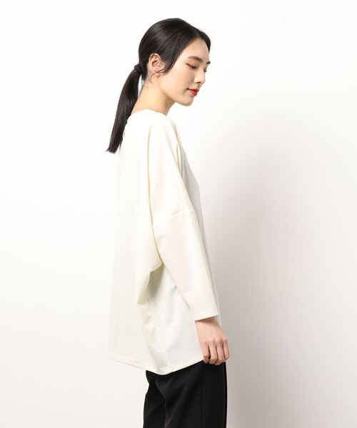 NICOLE white(ニコルホワイト)の「アシンメトリーロンTEE(Tシャツ/カットソー・レディース・ブラック/グレー/オフホワイト/サックスブルー・FREE)」の5枚目の写真