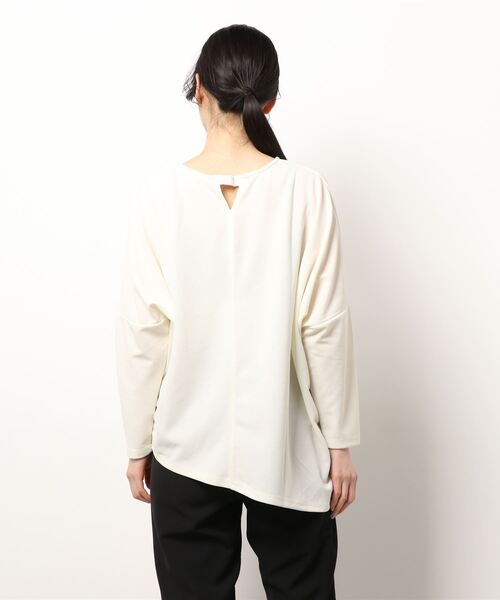 NICOLE white(ニコルホワイト)の「アシンメトリーロンTEE(Tシャツ/カットソー・レディース・ブラック/グレー/オフホワイト/サックスブルー・FREE)」の6枚目の写真