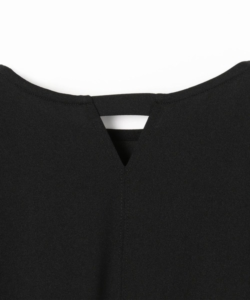 NICOLE white(ニコルホワイト)の「アシンメトリーロンTEE(Tシャツ/カットソー・レディース・ブラック/グレー/オフホワイト/サックスブルー・FREE)」の12枚目の写真