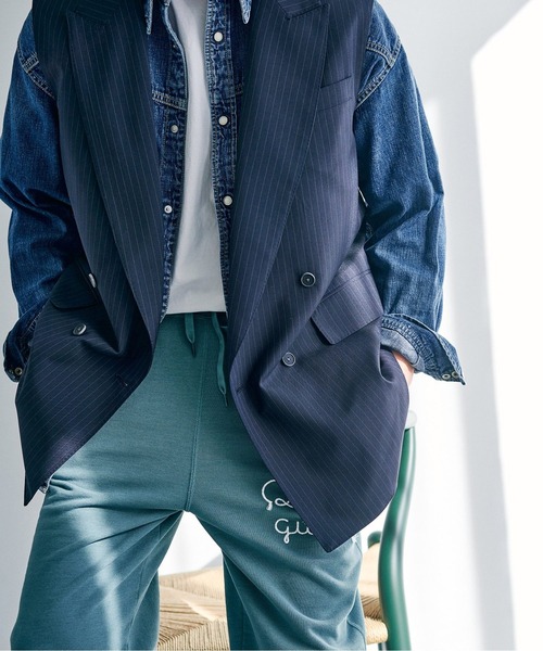 EDIFICE LA BOUCLE(エディフィスラブークル)の「【LA BOUCLE】ピークドラペル ノースリーブ ジャケット(その他アウター・メンズ・ネイビー/ベージュ・2/1)」の3枚目の写真