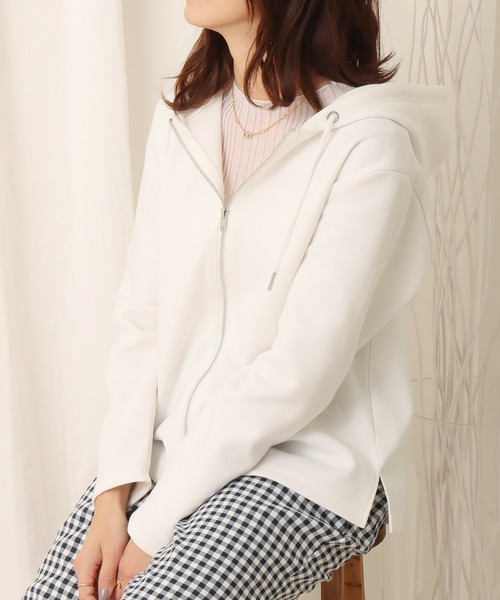 libelle more（リベル モア）の「フーディ―ジップパーカー（パーカー・レディース・ブラック/オフホワイト/グレイッシュベージュ/ピンク・M/L）」の2枚目の写真