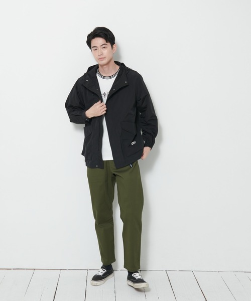 OUTDOOR PRODUCTS APPAREL(アウトドアプロダクツアパレル)の「撥水 ショート ワイドシルエット ワンポイントブランドロゴ モッズジャケット(モッズコート・メンズ・ベージュ/ブラック/カーキ・MEDIUM/LARGE/X-LARGE)」の14枚目の写真