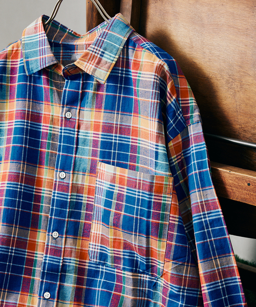 JOURNAL STANDARD relume（ジャーナルスタンダード　レリューム）の「MADRAS CHECK オーバーサイズレギュラーカラーシャツ（シャツ/ブラウス・メンズ・ベージュ/ブルー系その他/グリーン系その他/グリーン/ピンク/ブルー・MEDIUM/LARGE）」の5枚目の写真