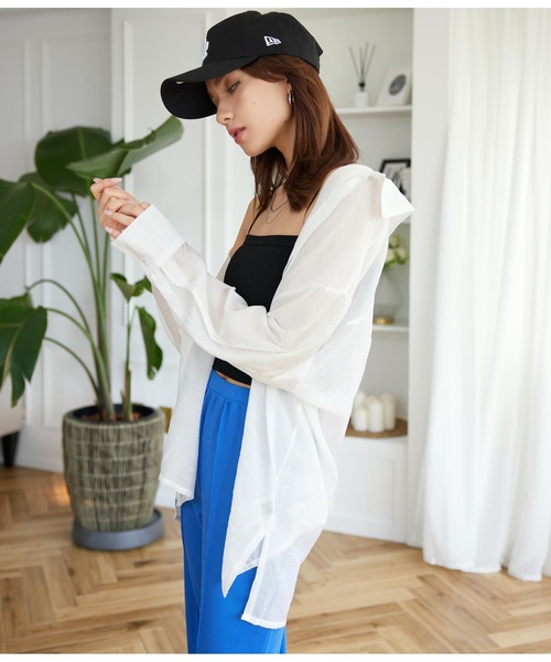 ANAP（アナップ）の「シアーオーバーサイズシャツ（シャツ/ブラウス・レディース・ベージュ/グレー/ホワイト/ブラック・FREE）」の2枚目の写真