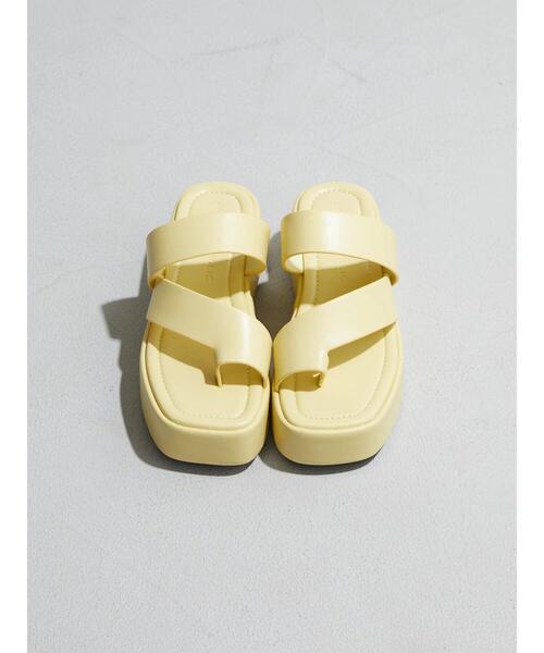AMERICAN HOLIC(アメリカンホリック)の「スクエアプラットフォームトングサンダル(サンダル・レディース・ブラック/イエロー/アイボリー・S/M/L)」の4枚目の写真