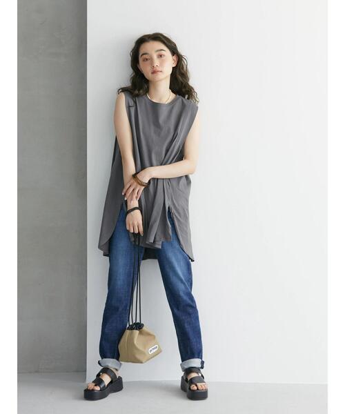 AMERICAN HOLIC(アメリカンホリック)の「スクエアプラットフォームトングサンダル(サンダル・レディース・ブラック/イエロー/アイボリー・S/M/L)」の13枚目の写真