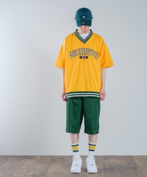 improves（インプローブス）の「ラインリブ カレッジロゴ 刺しゅう Vネック ナイロン プルオーバー（Tシャツ/カットソー・メンズ・マスタード/ネイビー/グリーン/ブラック・MEDIUM/LARGE）」の16枚目の写真