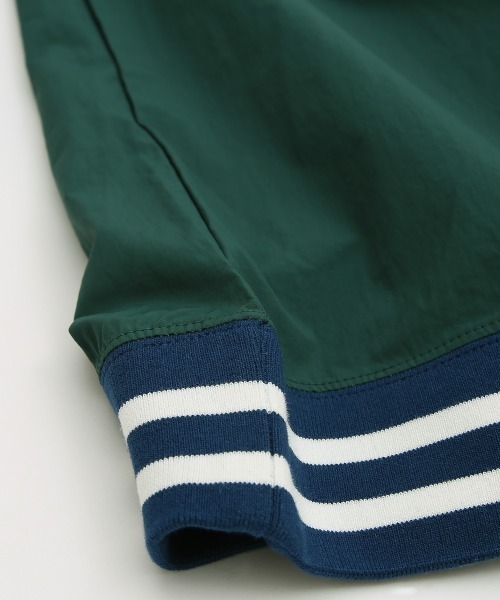 improves（インプローブス）の「ラインリブ カレッジロゴ 刺しゅう Vネック ナイロン プルオーバー（Tシャツ/カットソー・メンズ・マスタード/ネイビー/グリーン/ブラック・MEDIUM/LARGE）」の20枚目の写真