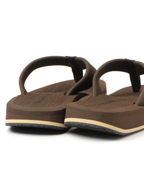 GLOBAL WORK（グローバルワーク）の「ヤミツキクッショントングサンダル/272419（サンダル・メンズ・ブラック/イエロー/ダークブラウン/ネイビー・LARGE/MEDIUM）」の14枚目の写真