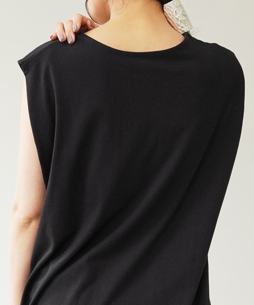 IAMUSE(アイアミューズ)の「クルーネックボックスタンクトップ S0694【IAMUSE】(Tシャツ/カットソー・レディース・ブラック/モカ/オフホワイト/ダークパープル・FREE)」の10枚目の写真