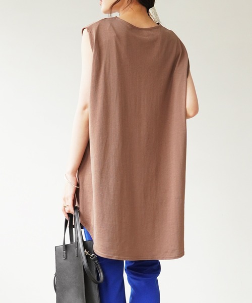 IAMUSE(アイアミューズ)の「クルーネックボックスタンクトップ S0694【IAMUSE】(Tシャツ/カットソー・レディース・ブラック/モカ/オフホワイト/ダークパープル・FREE)」の13枚目の写真