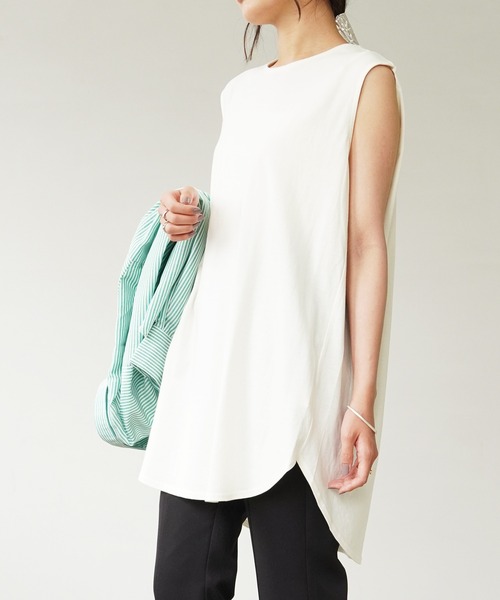 IAMUSE(アイアミューズ)の「クルーネックボックスタンクトップ S0694【IAMUSE】(Tシャツ/カットソー・レディース・ブラック/モカ/オフホワイト/ダークパープル・FREE)」の22枚目の写真