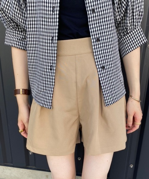 nemne store（ネンネストア）の「【低身長用サイズあり】タック入りフレアショートパンツ（その他パンツ・レディース・ブラック/ベージュ・SMALL/MEDIUM）」の7枚目の写真