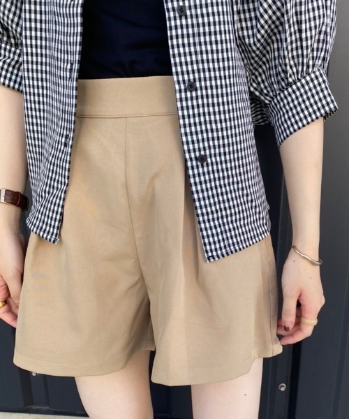 nemne store（ネンネストア）の「【低身長用サイズあり】タック入りフレアショートパンツ（その他パンツ・レディース・ブラック/ベージュ・SMALL/MEDIUM）」の8枚目の写真
