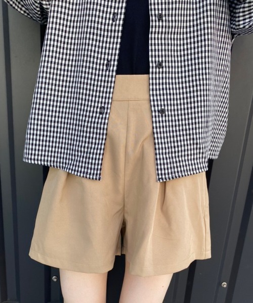 nemne store（ネンネストア）の「【低身長用サイズあり】タック入りフレアショートパンツ（その他パンツ・レディース・ブラック/ベージュ・SMALL/MEDIUM）」の9枚目の写真