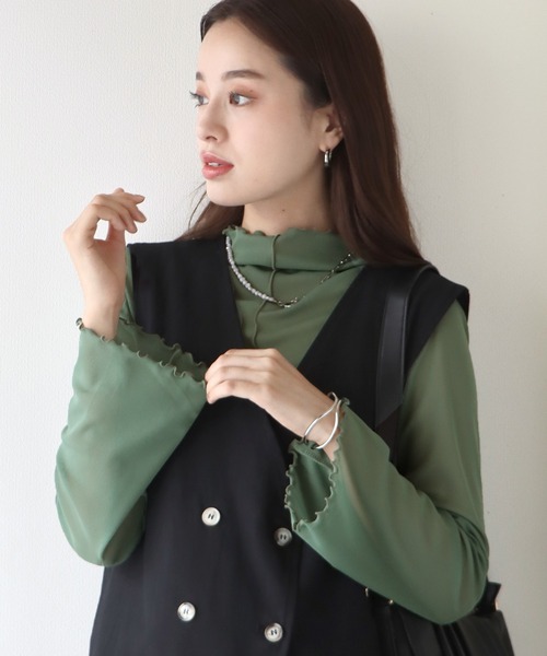 BLUEEAST（ブルーイースト）の「2wayシアーメロウトップス（Tシャツ/カットソー・レディース・オフホワイト/ブラック/ブラウン/グリーン/ピンク・MEDIUM）」の4枚目の写真