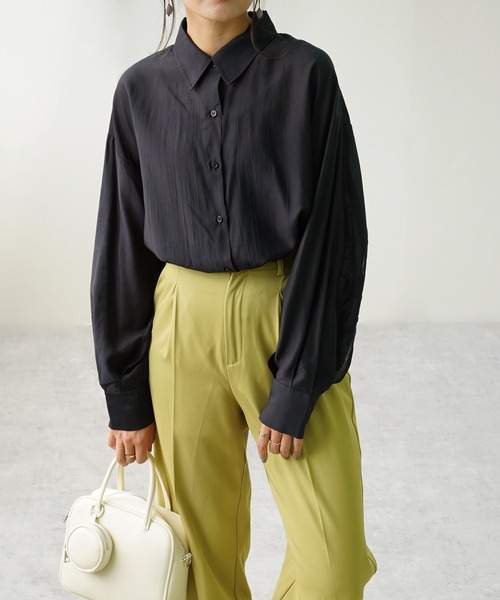 IAMUSE（アイアミューズ）の「レーヨンスリーブスリットシャツ S0710【IAMUSE】（シャツ/ブラウス・レディース・ピンク/ライトベージュ/ブラック/オリーブ・FREE）」の15枚目の写真