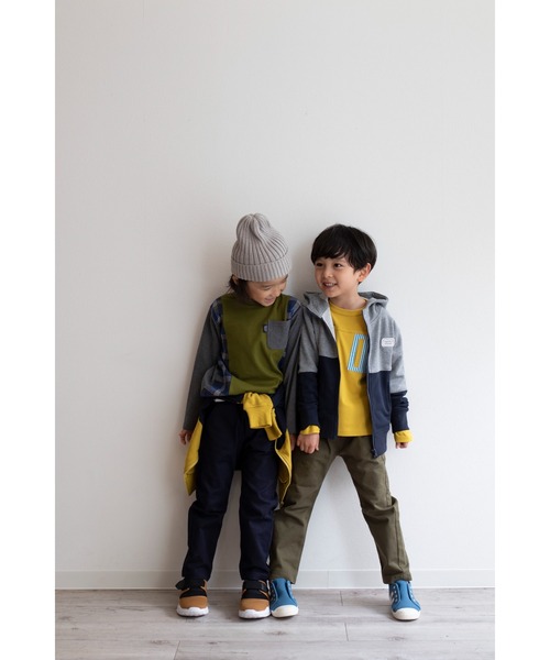 Tappet（タペット）の「配色裏毛パーカー（パーカー・キッズ・グレー/ネイビー・100cm/90cm/120cm/130cm/150cm/140cm/110cm/160cm）」の6枚目の写真