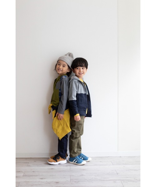 Tappet（タペット）の「配色裏毛パーカー（パーカー・キッズ・グレー/ネイビー・100cm/90cm/120cm/130cm/150cm/140cm/110cm/160cm）」の10枚目の写真