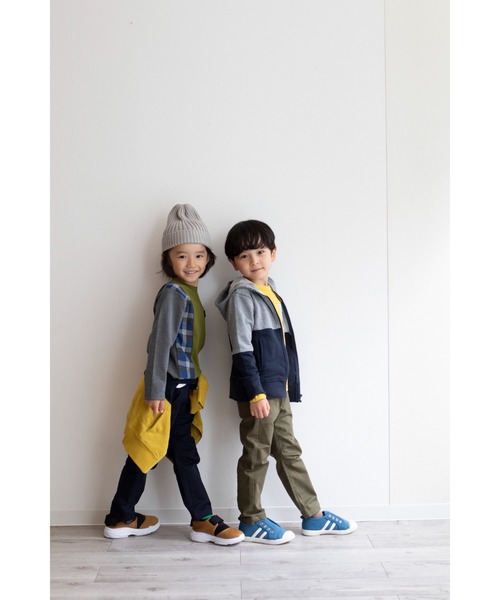 Tappet（タペット）の「配色裏毛パーカー（パーカー・キッズ・グレー/ネイビー・100cm/90cm/120cm/130cm/150cm/140cm/110cm/160cm）」の11枚目の写真