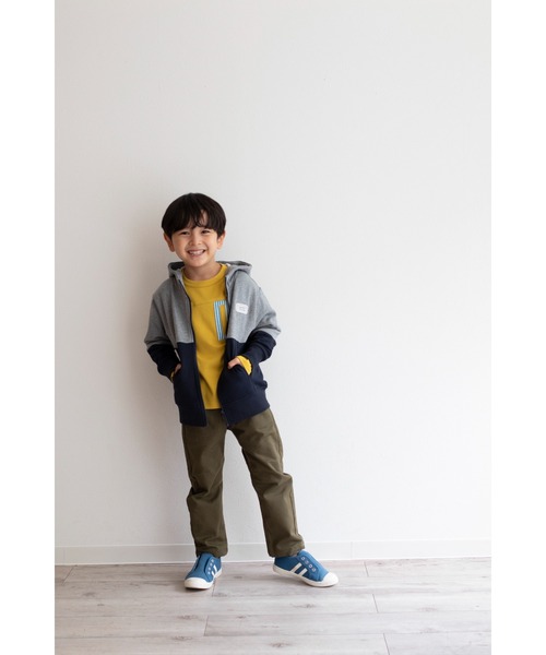 Tappet（タペット）の「配色裏毛パーカー（パーカー・キッズ・グレー/ネイビー・100cm/90cm/120cm/130cm/150cm/140cm/110cm/160cm）」の18枚目の写真