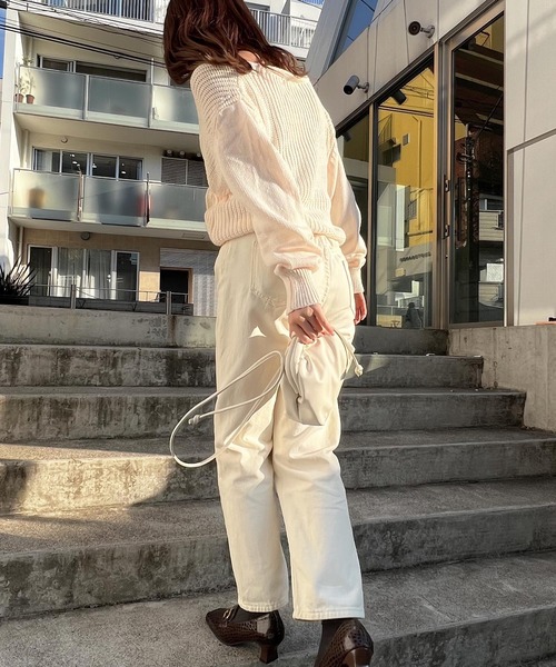 Lamoa（ラモア）の「Lamoa/Vネック カシュクール デザイン ニット（ニット/セーター・レディース・ブルー/アイボリー・FREE）」の17枚目の写真