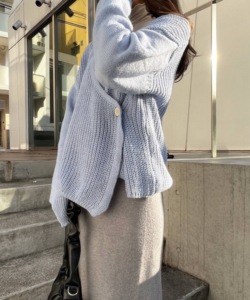 Lamoa（ラモア）の「Lamoa/Vネック カシュクール デザイン ニット（ニット/セーター・レディース・ブルー/アイボリー・FREE）」の20枚目の写真